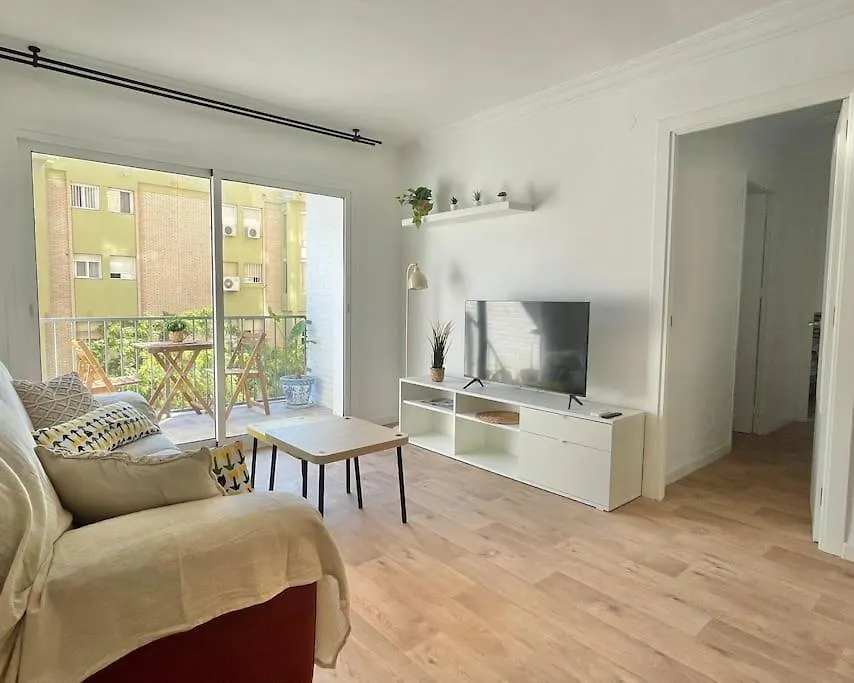 3 Habitaciones, Terraza Y A 200 Metros De La Playa Málaga Espagne