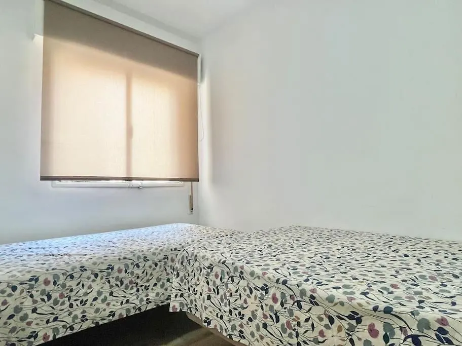 3 Habitaciones, Terraza Y A 200 Metros De La Playa Málaga Appartement