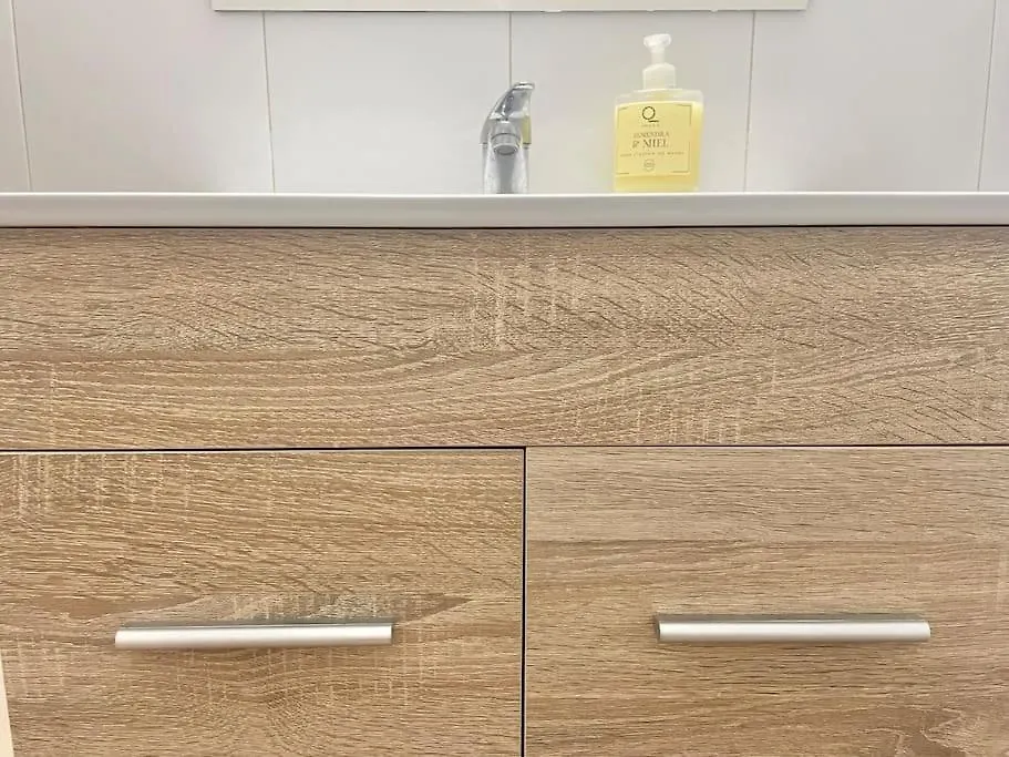 3 Habitaciones, Terraza Y A 200 Metros De La Playa Málaga Appartement