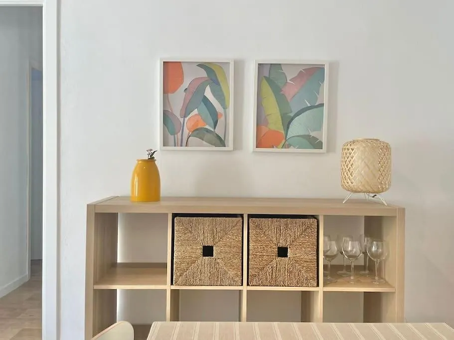 3 Habitaciones, Terraza Y A 200 Metros De La Playa Málaga Appartement
